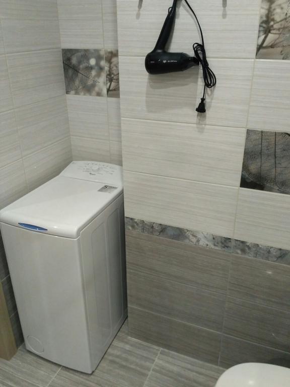 Comfort Apartment On Bogdanivska Street 7B Kiev Esterno foto