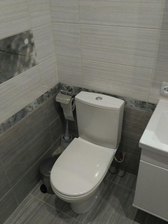 Comfort Apartment On Bogdanivska Street 7B Kiev Esterno foto