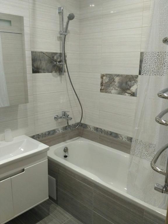 Comfort Apartment On Bogdanivska Street 7B Kiev Esterno foto