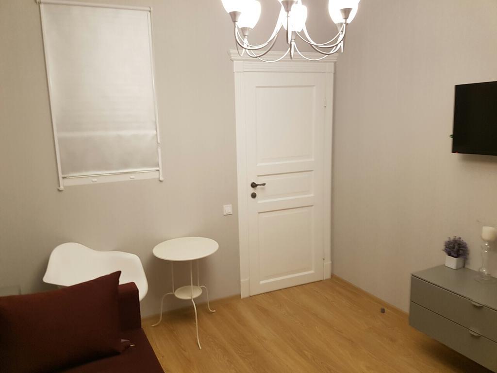 Comfort Apartment On Bogdanivska Street 7B Kiev Esterno foto