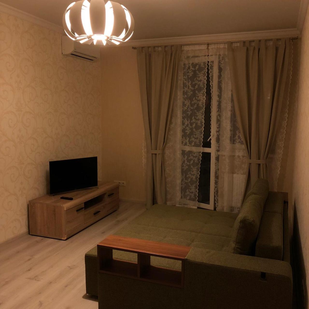 Comfort Apartment On Bogdanivska Street 7B Kiev Esterno foto