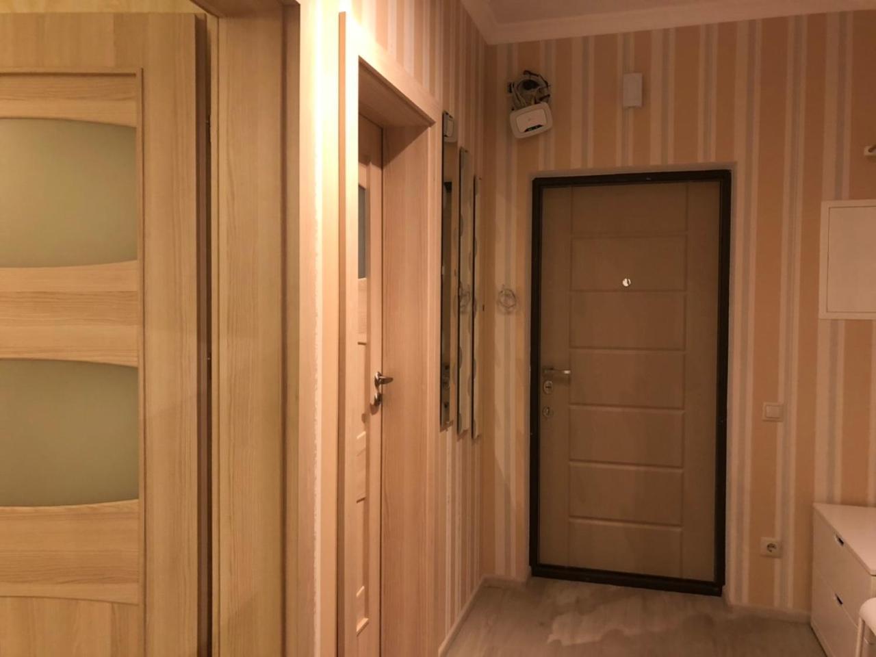 Comfort Apartment On Bogdanivska Street 7B Kiev Esterno foto