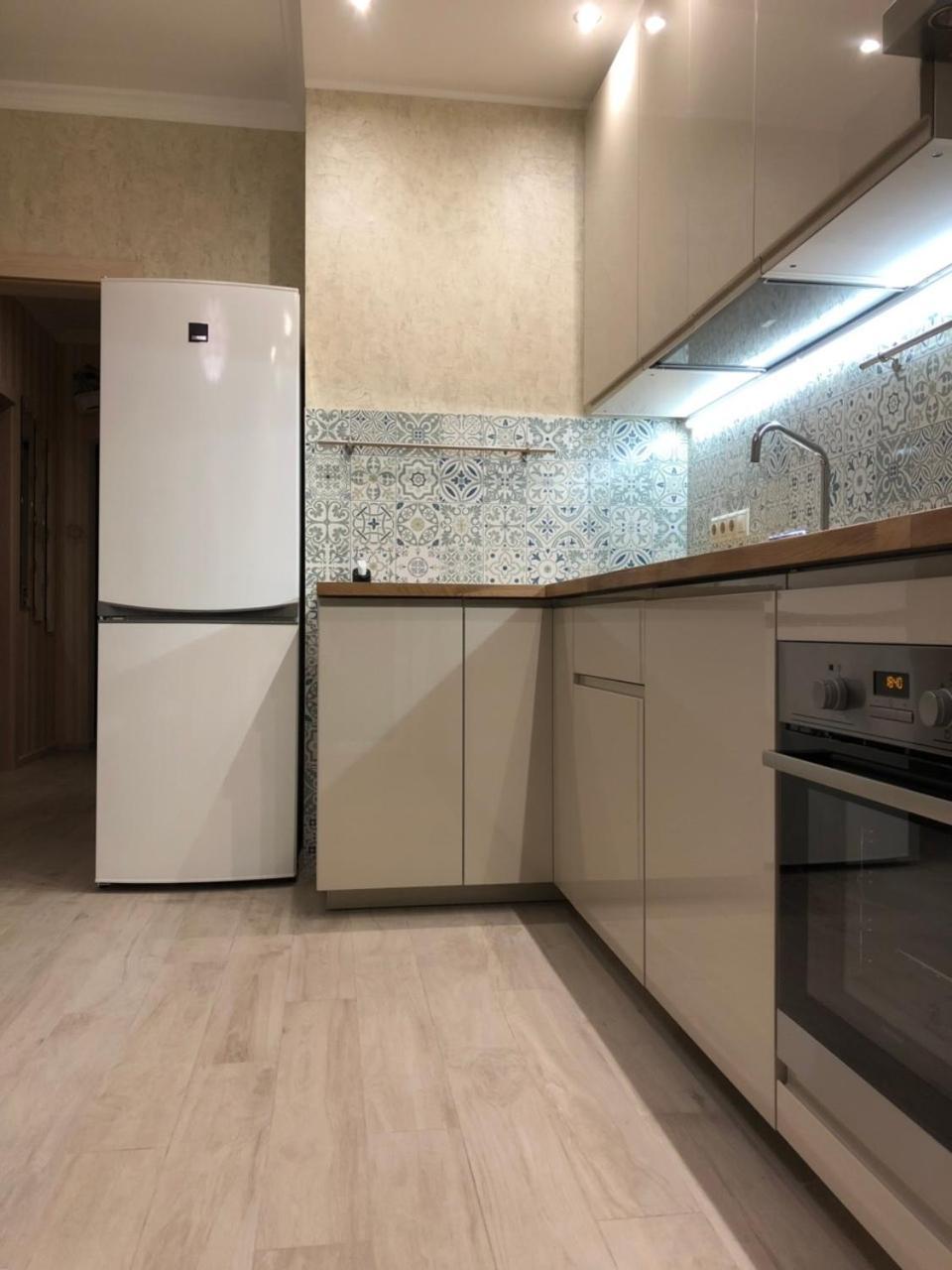 Comfort Apartment On Bogdanivska Street 7B Kiev Esterno foto