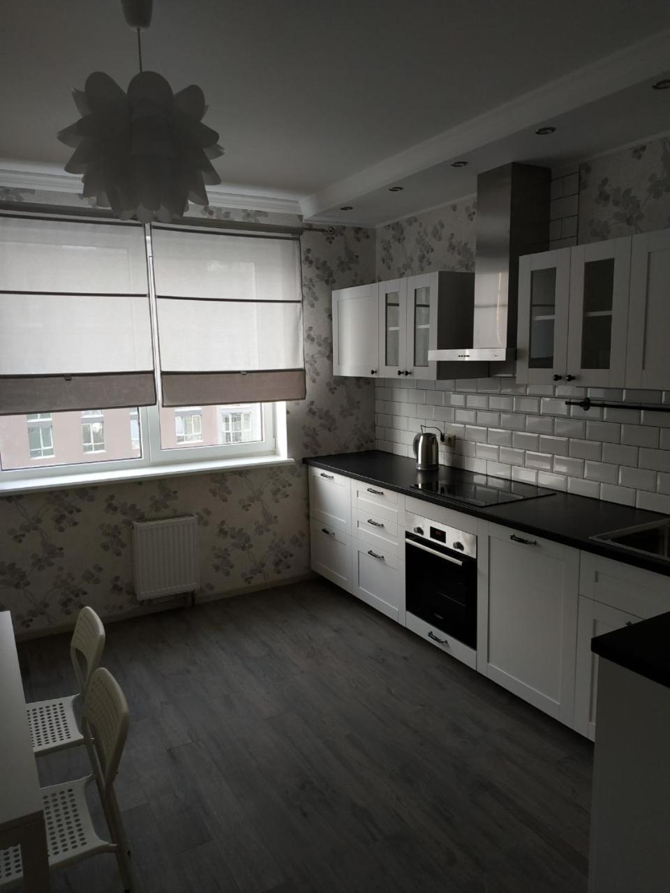 Comfort Apartment On Bogdanivska Street 7B Kiev Esterno foto